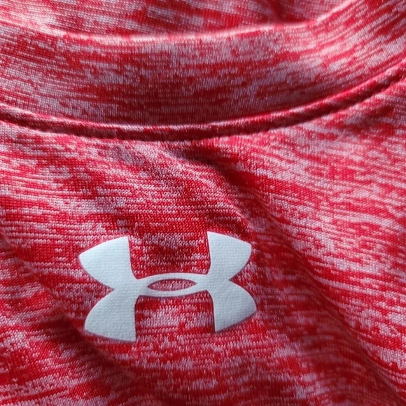 Under Armour Heat Gear Tshirt Loose Fit Red Short Sleeve Crew Neck Women's Small - Picture 5 of 9